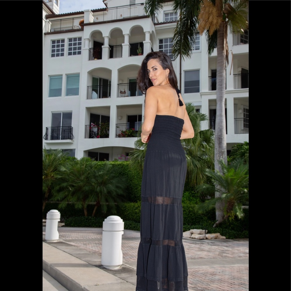 Elegant Black Maxi Dress